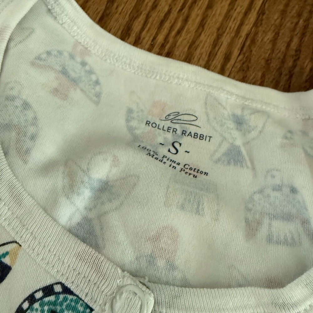 Roller Rabbit like new pajamas - colorful bird print - Picture 4 of 4